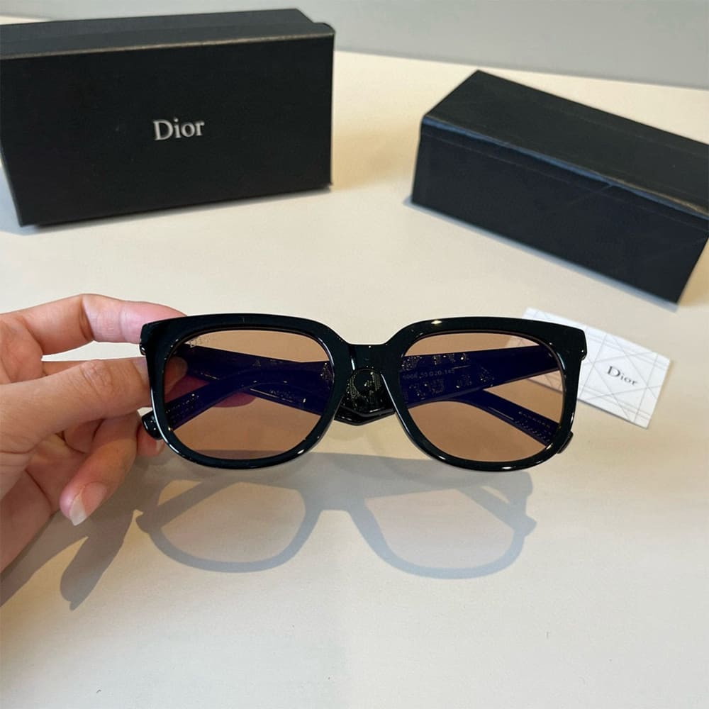 D10r SUNGLASSES
