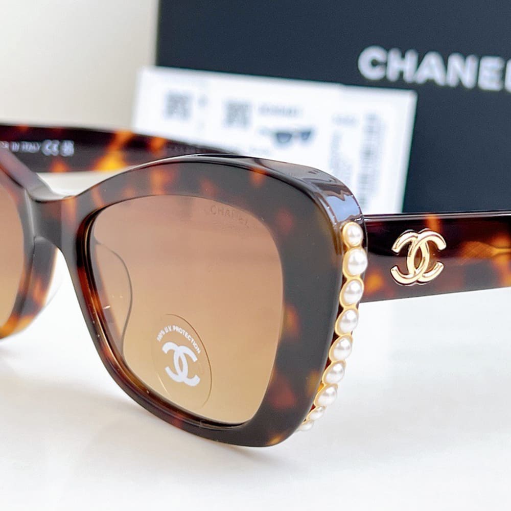 Ch**el CAT EYE Sunglasses