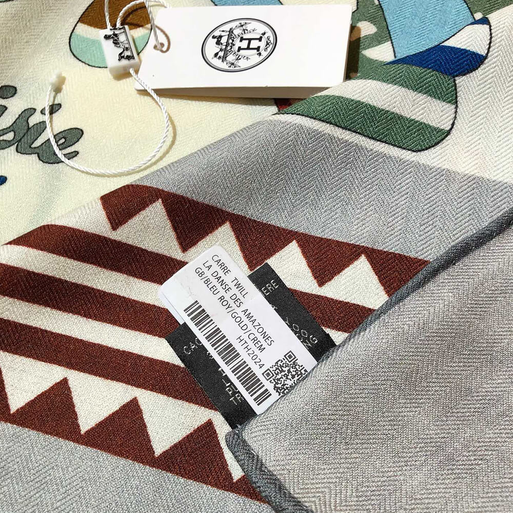 H**me5 Stirrup Fantasy Shawl 140