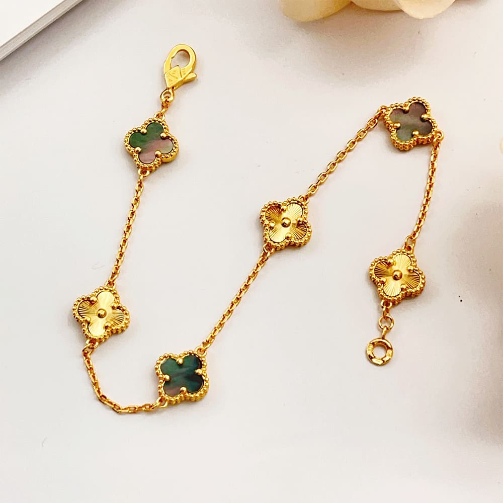 VCA Vintage Alhambra bracelet, 6 motifs