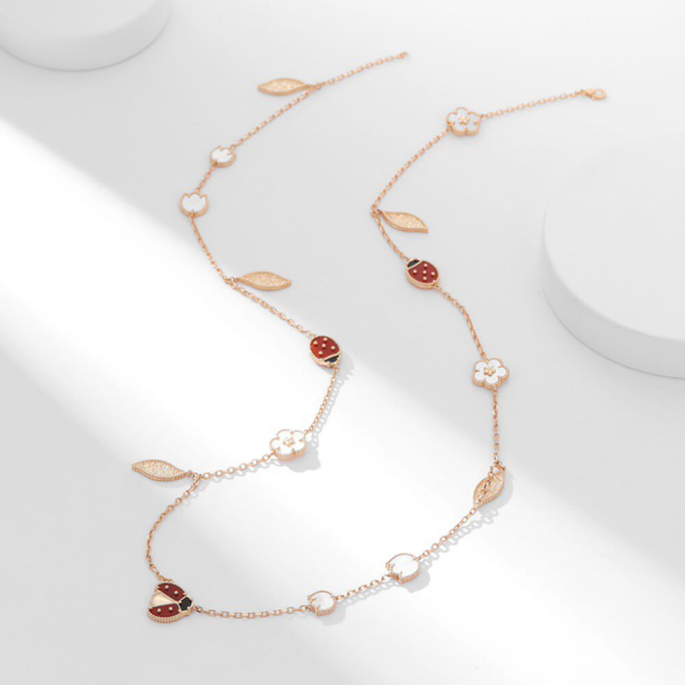 VCA Lucky Spring long necklace, 15 motifs