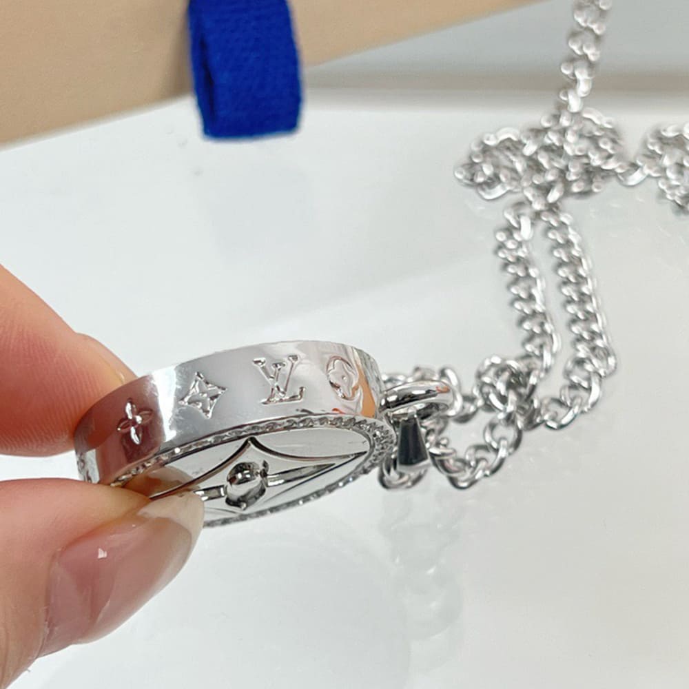 LV Twisted Flower Necklace