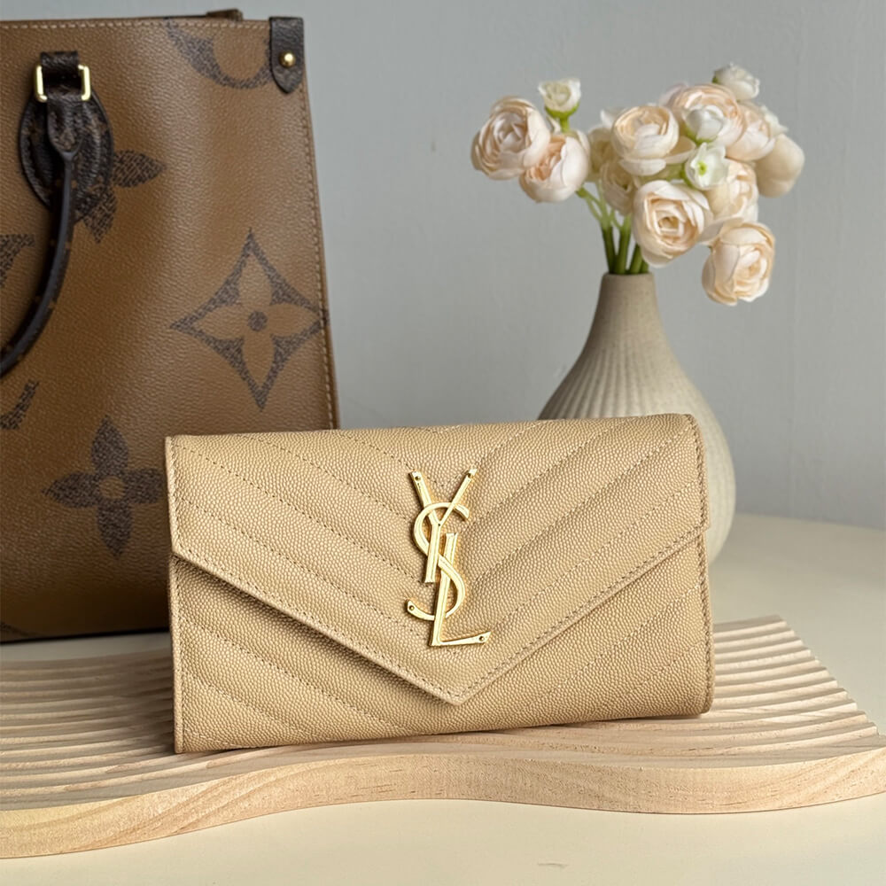 CASSANDRE MATELASS?? LARGE FLAP WALLET IN GRAIN DE POUDRE LEATHER(HIGH-END GRADE)