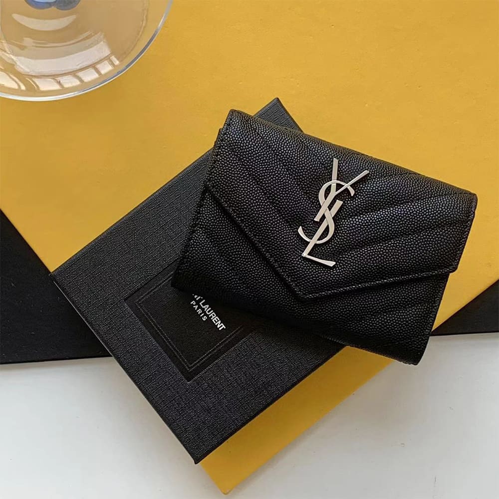 CASSANDRE MATELASS?? SMALL ENVELOPE WALLET IN GRAIN DE POUDRE LEATHER(HIGH-END GRADE)
