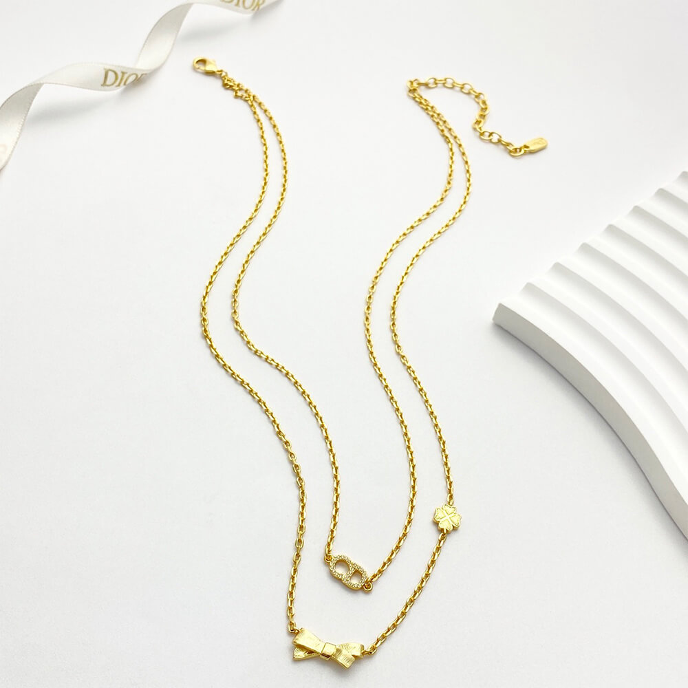 D10r CD Bow necklace