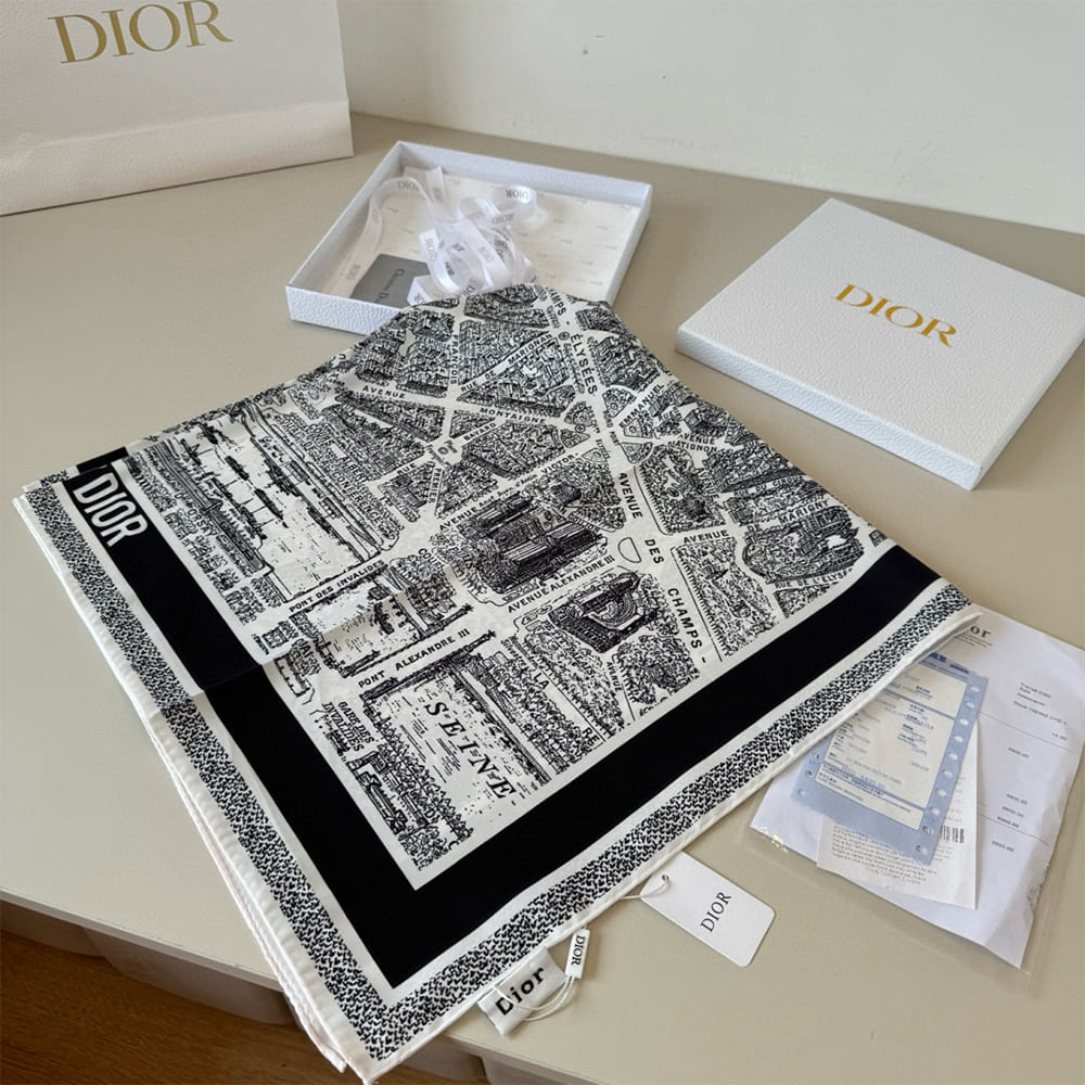 D10r Plan de Paris 90 Square Scarf