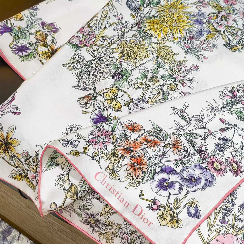 D10r printed 90 square scarf