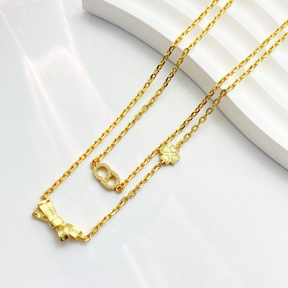 D10r CD Bow necklace