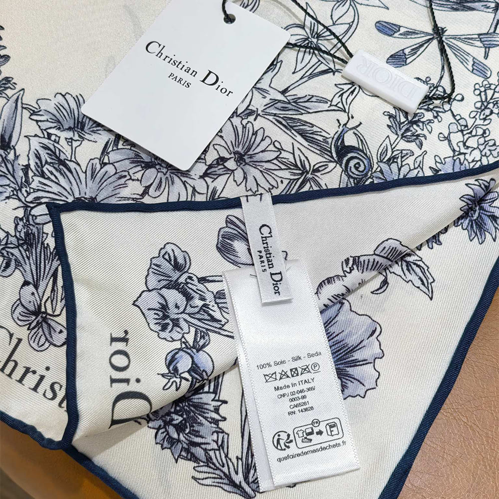 D10r printed 90 square scarf