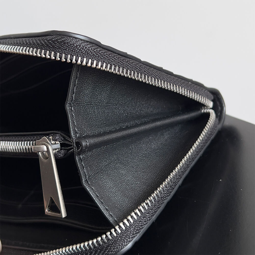 Intrecciato Zip Around Wallet(HIGH-END GRADE)
