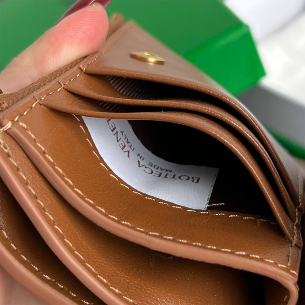 Intrecciato Small Bi-Fold Wallet(HIGH-END GRADE)