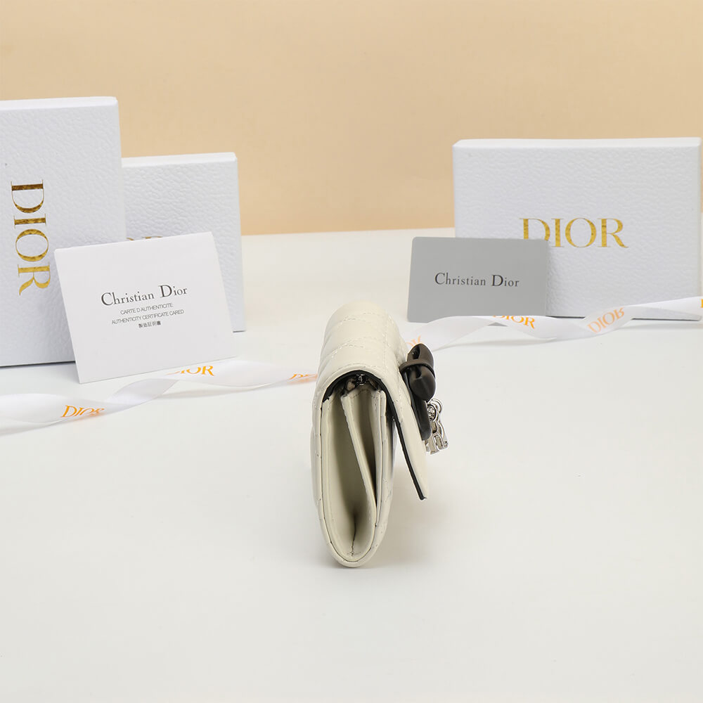 Lady D10r Glycine Wallet(HIGH-END GRADE)