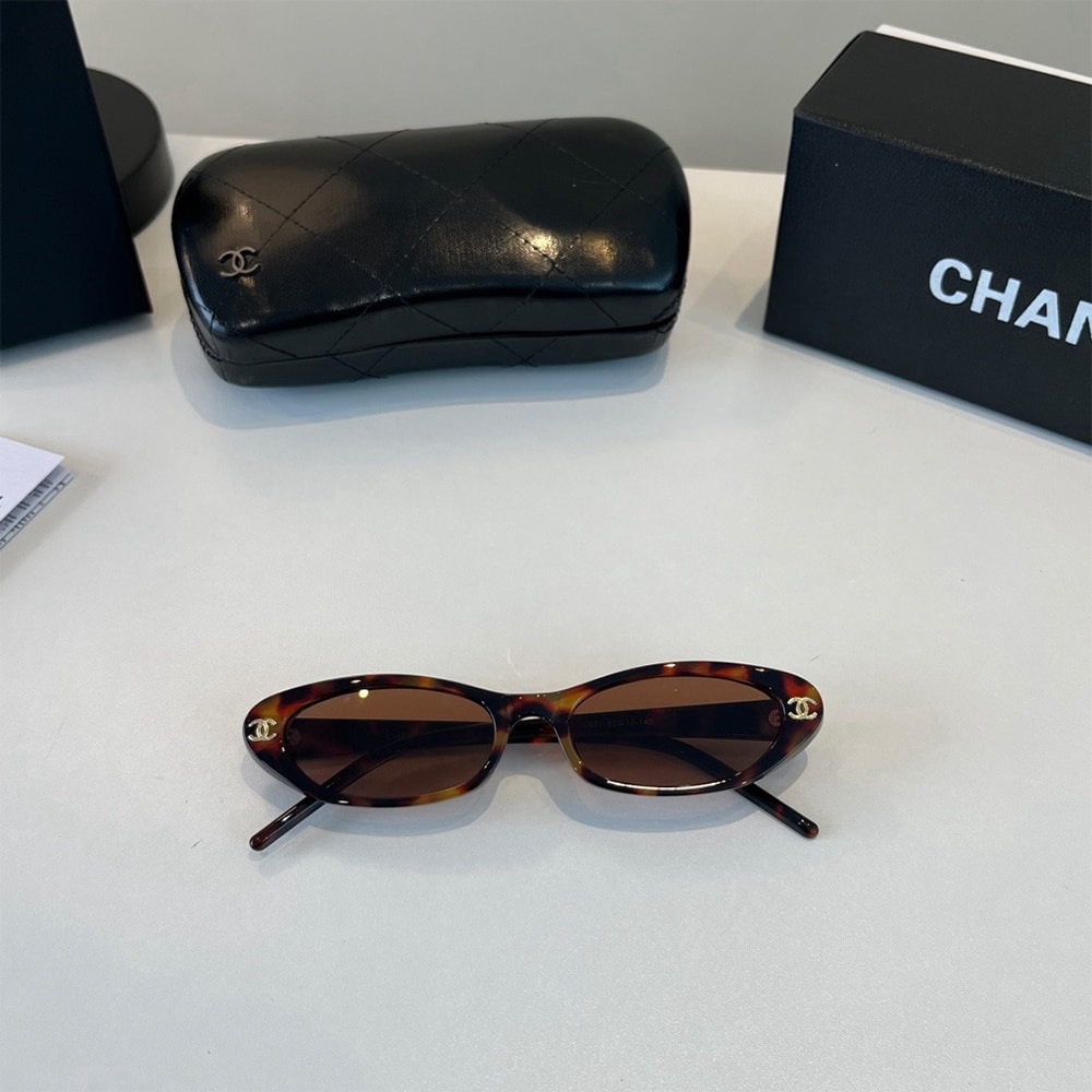 Ch**el Sunglasses
