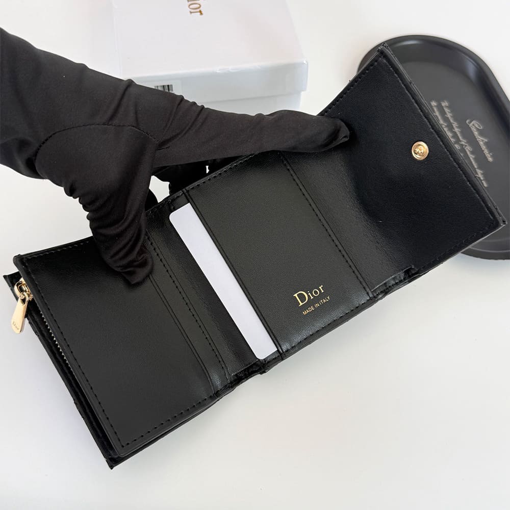 My D10r Hibiscus Wallet(HIGH-END GRADE)