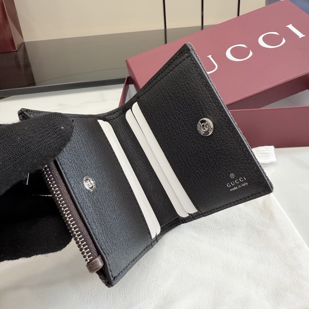 Gvc*1 Small wallet with Gvc*1 plaque(HIGH-END GRADE)