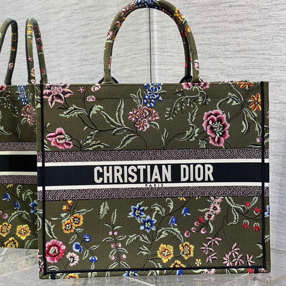 LARGE D10r BOOK TOTE