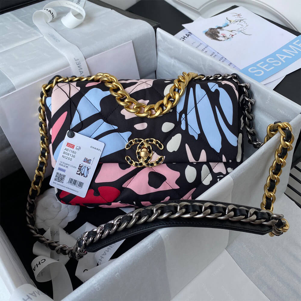 Ch**el 19 HANDBAG