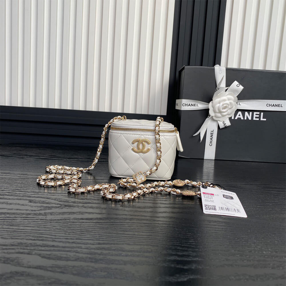 Ch**el Small Vanity with Chain(HIGH-END GRADE)
