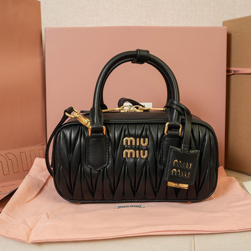 M1um1u Medium Arcadie matelasse nappa Bag(HIGH-END GRADE)