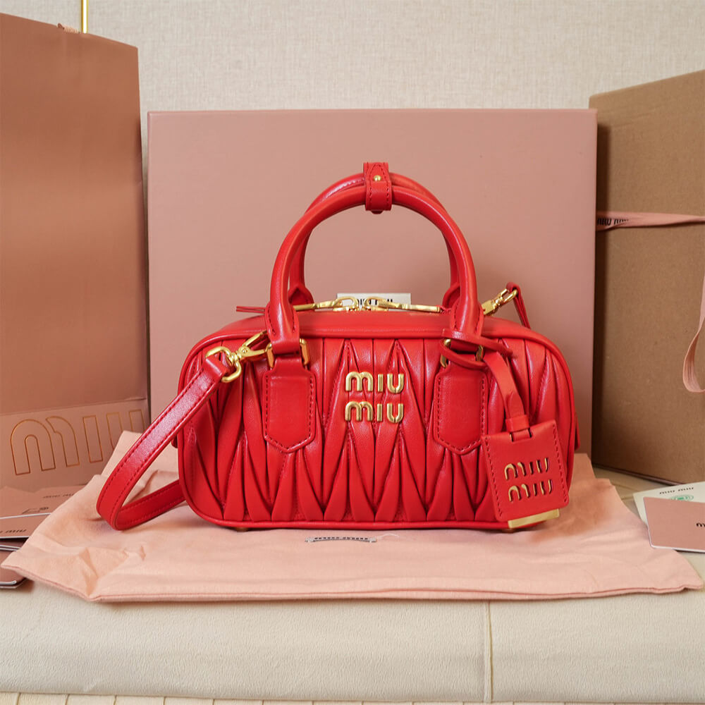 M1um1u Medium Arcadie matelasse nappa Bag(HIGH-END GRADE)