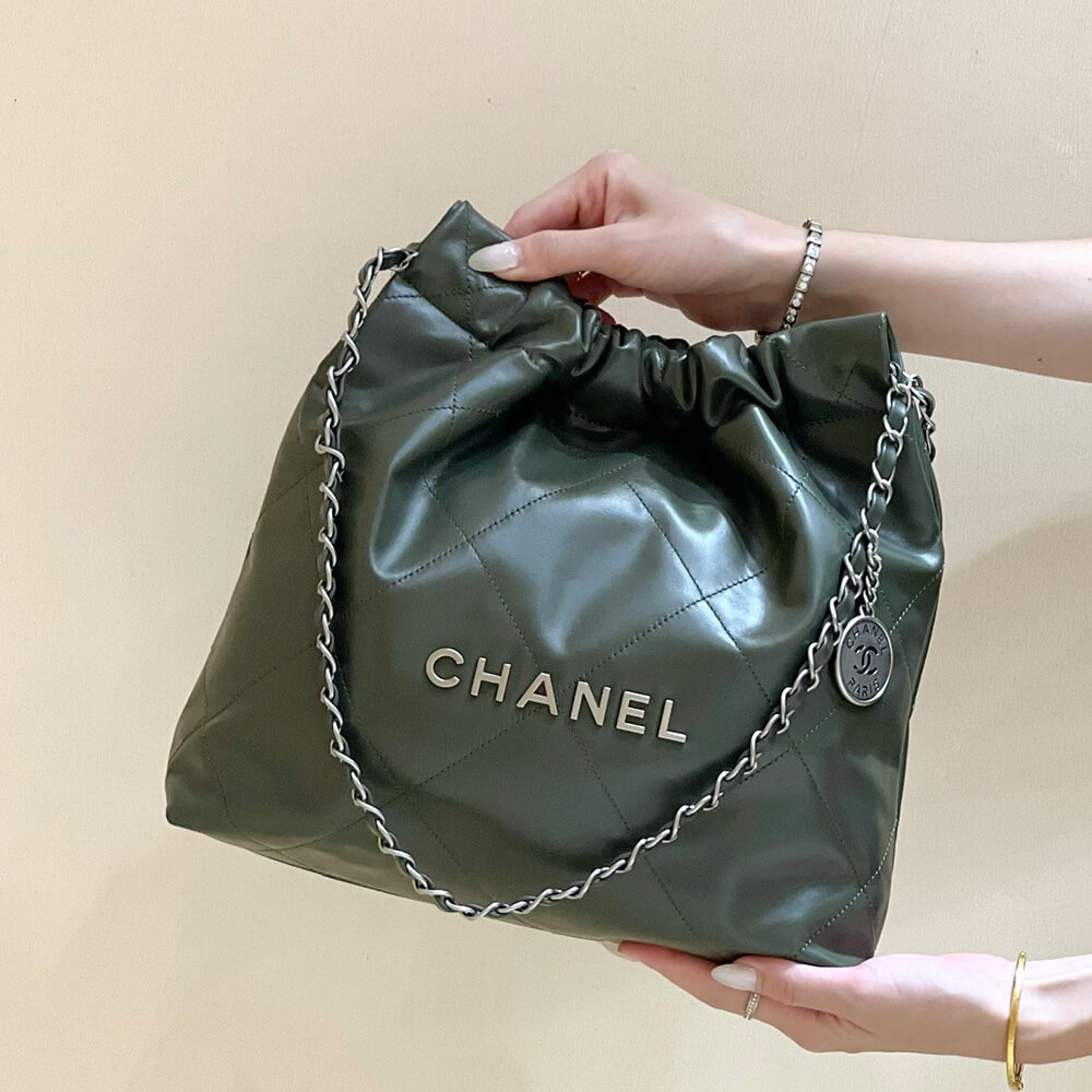 Ch**el 22 HANDBAG(Tax-Free Grade)