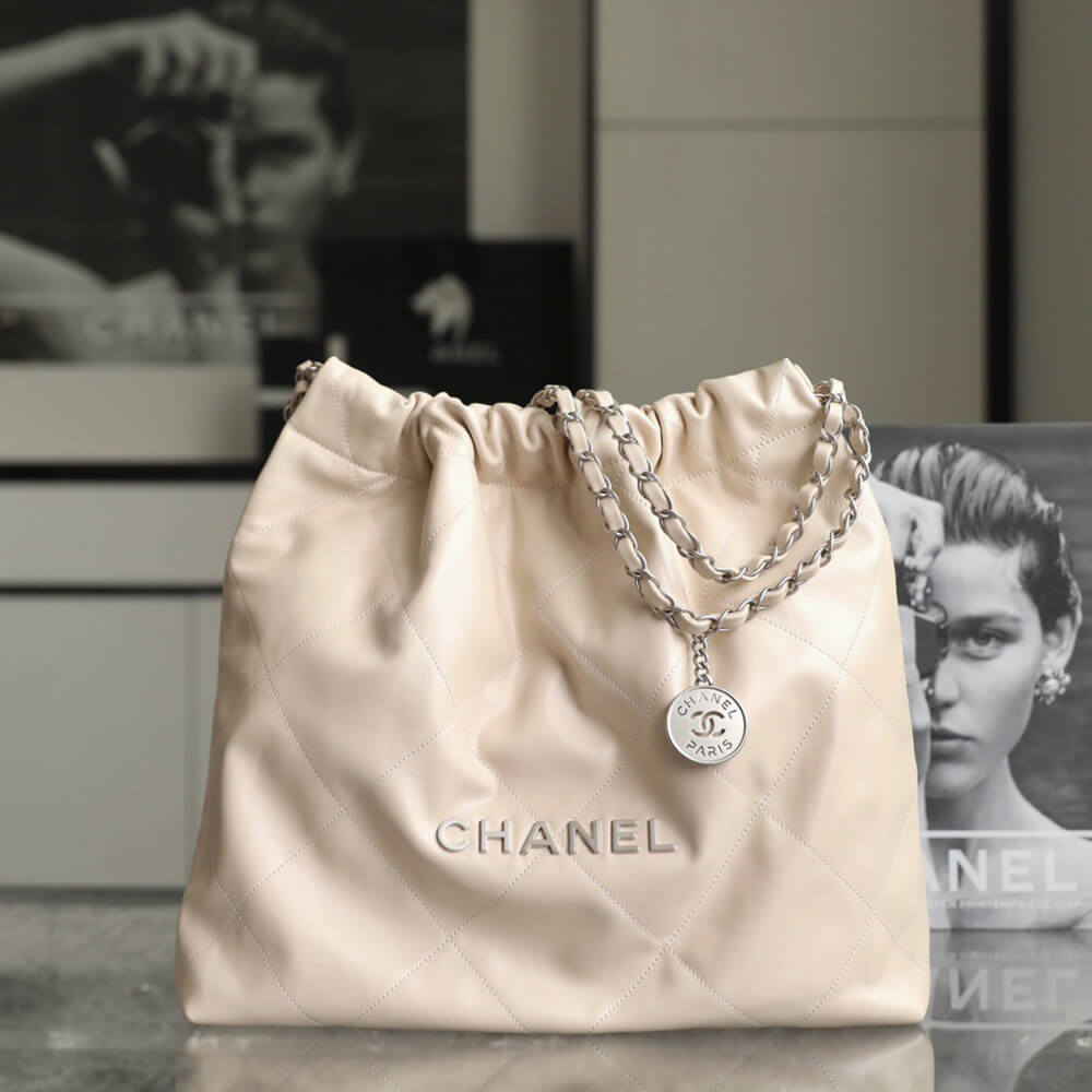Ch**el 22 HANDBAG(high-end grade)