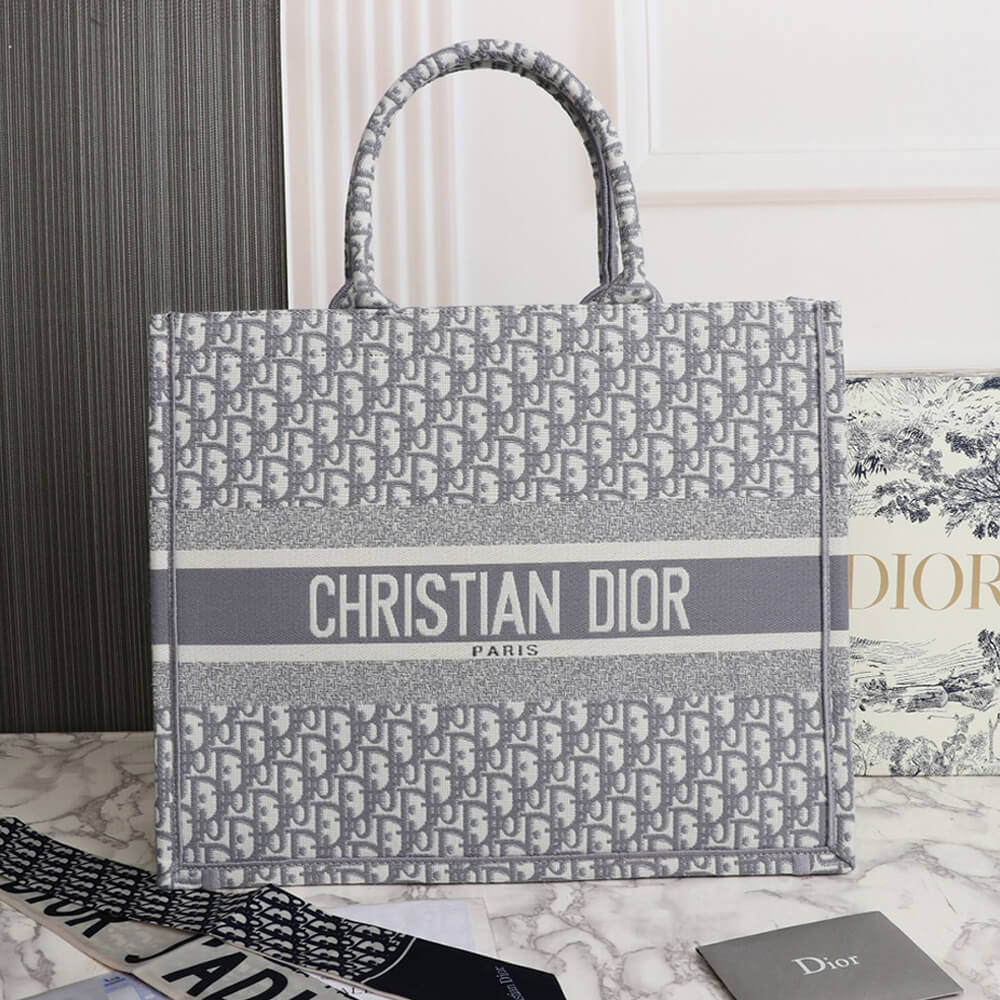 LARGE D10r BOOK TOTE