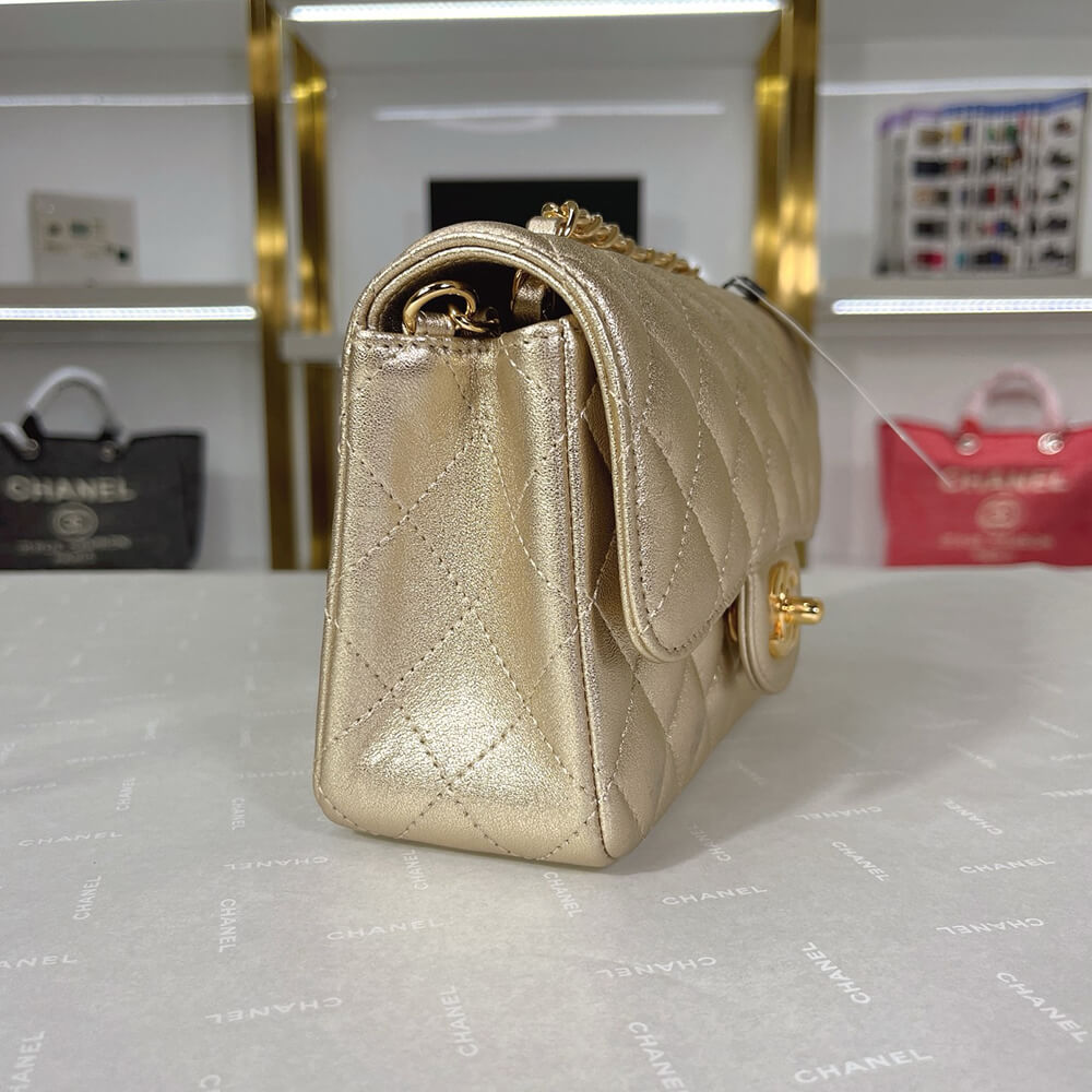 Ch**el MINI FLAP BAG(HIGH-END GRADE)