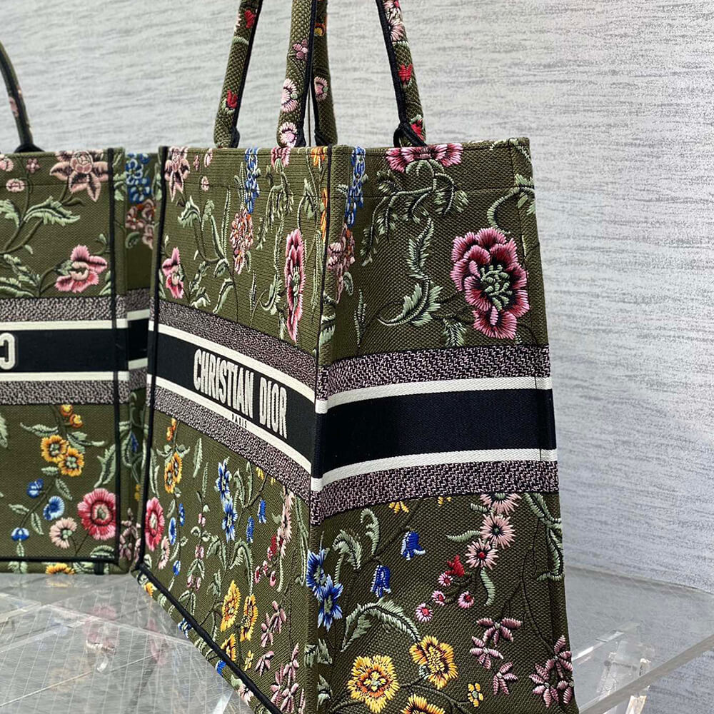 LARGE D10r BOOK TOTE