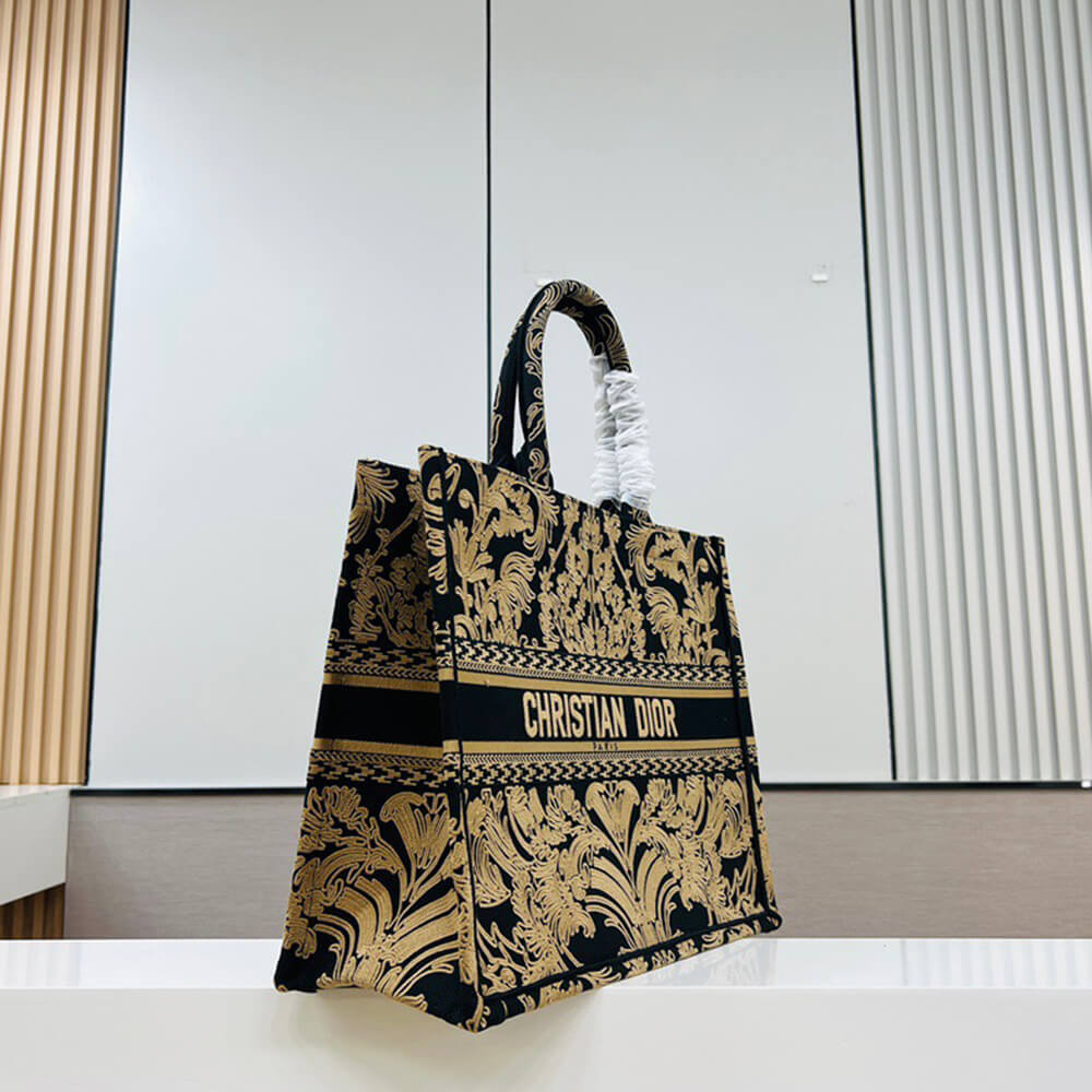 LARGE D10r BOOK TOTE