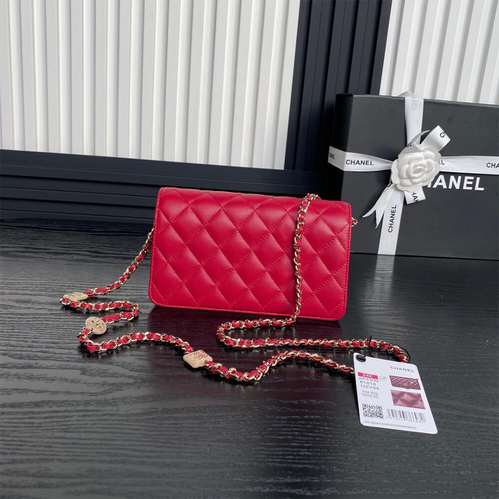 Ch**el Clutch With Chain(HIGH-END GRADE)