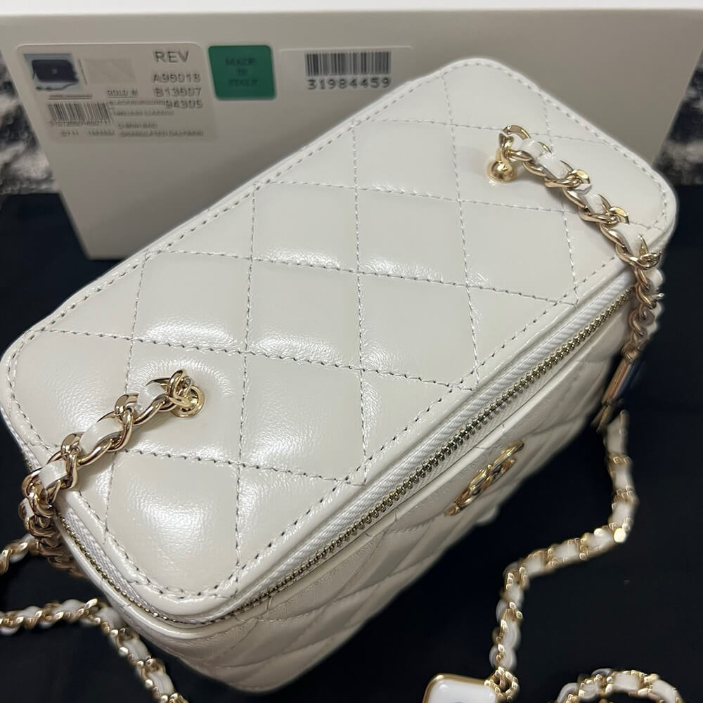 Ch**el VANITY WITH CHAIN(HIGH-END GRADE)
