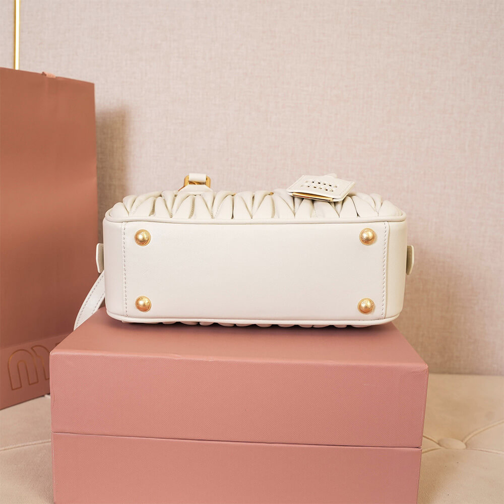 M1um1u Medium Arcadie matelasse nappa Bag(HIGH-END GRADE)