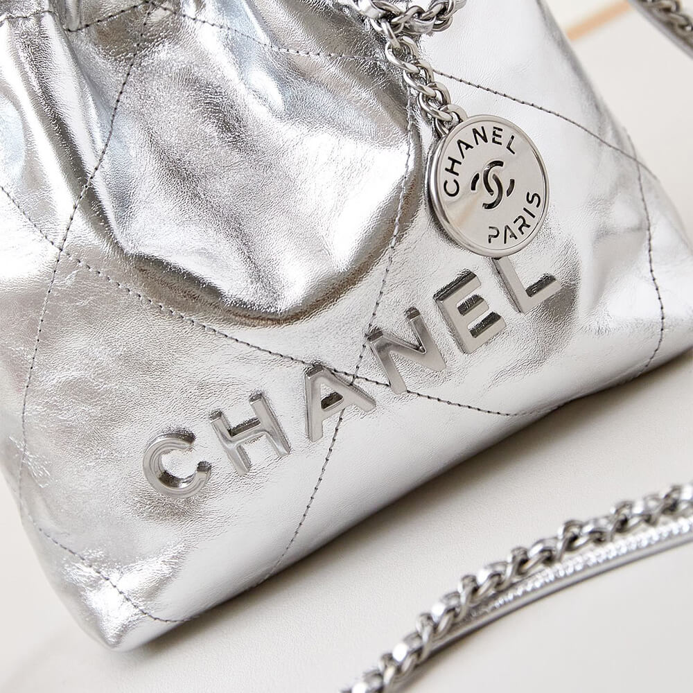 Ch**el 22 Mini Handbag（HIGH-END GRADE）