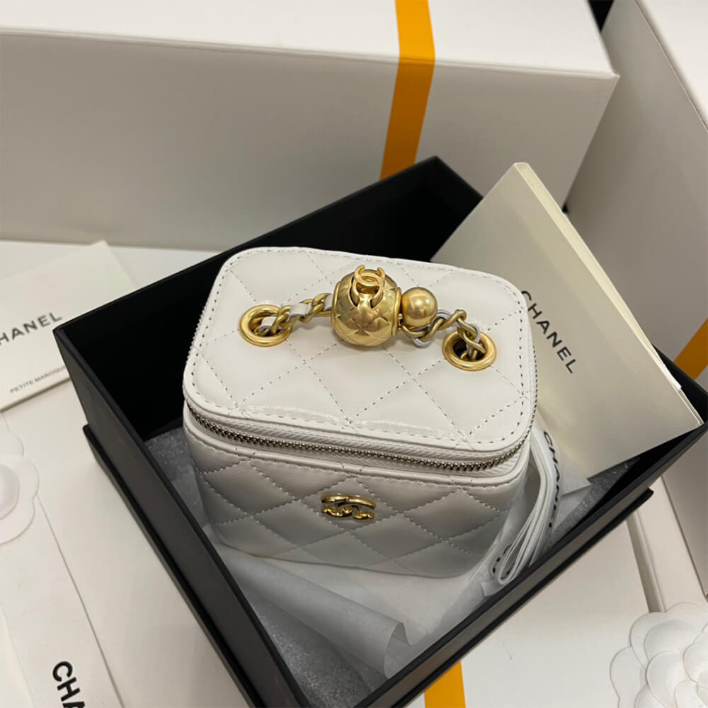 Ch**el SMALL VANITY WITH CHAIN