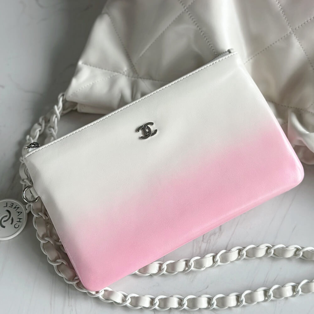 Ch**el 22 HANDBAG(high-end grade)