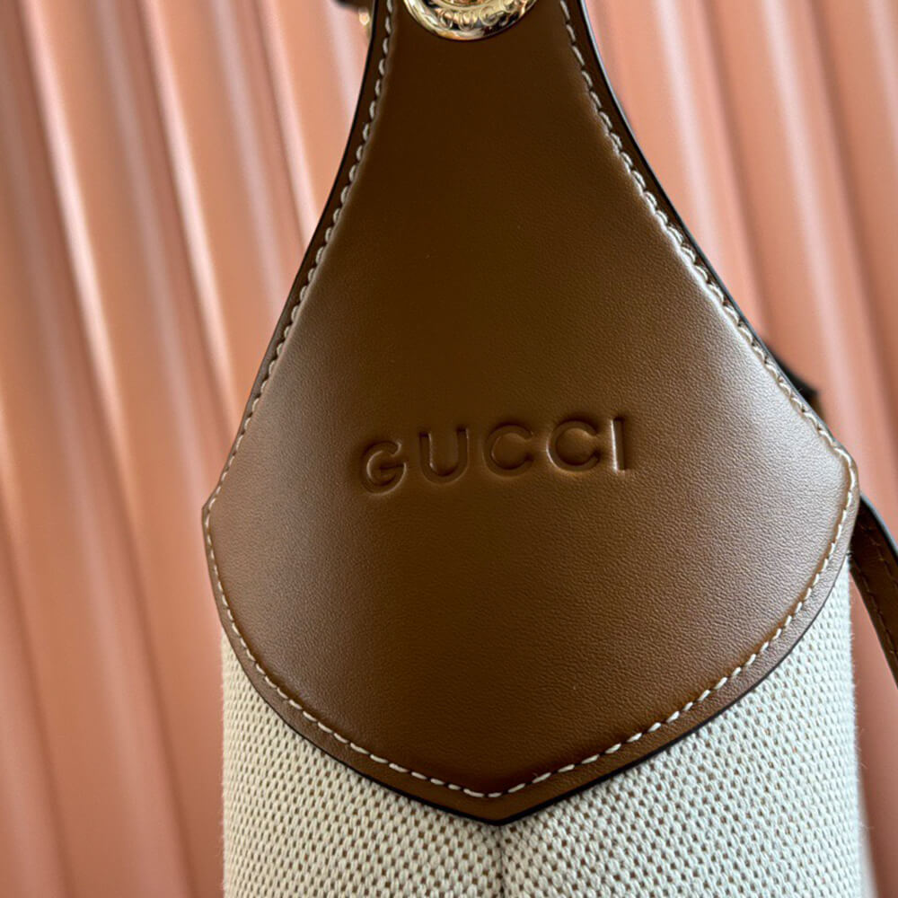 Gvc*1 B medium shoulder bag