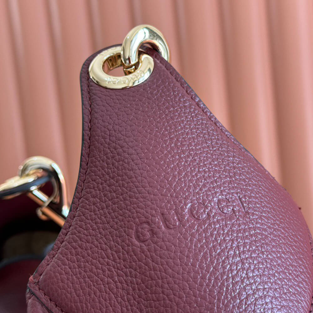 Gvc*1 B medium shoulder bag