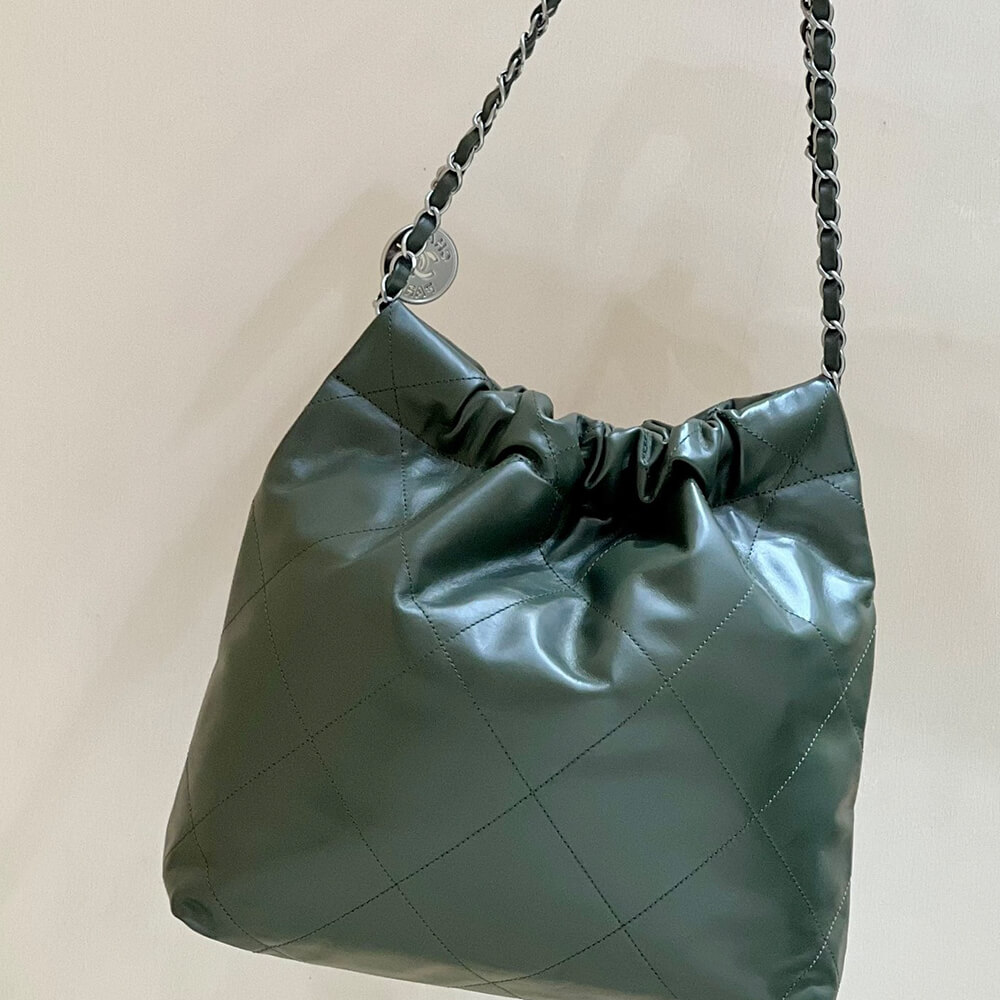 Ch**el 22 HANDBAG(Tax-Free Grade)