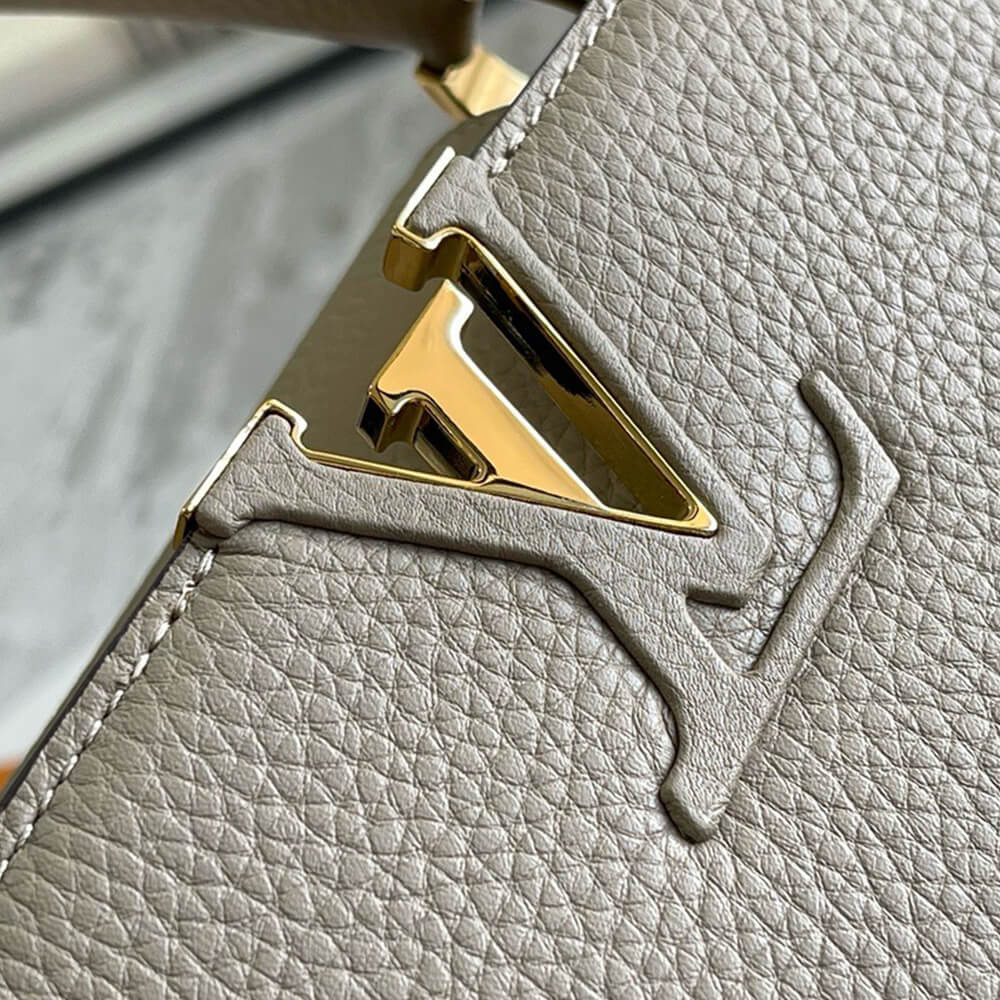 LV Capucines BB