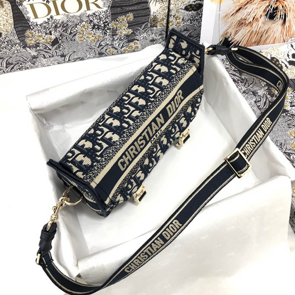 SMALL D10rCAMP BAG