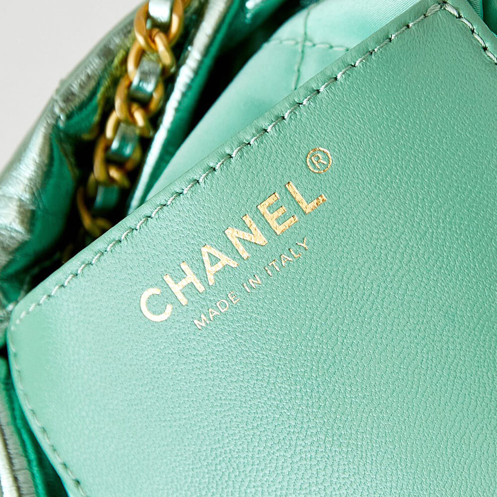 Ch**el 22 Mini Handbag （HIGH-END GRADE）