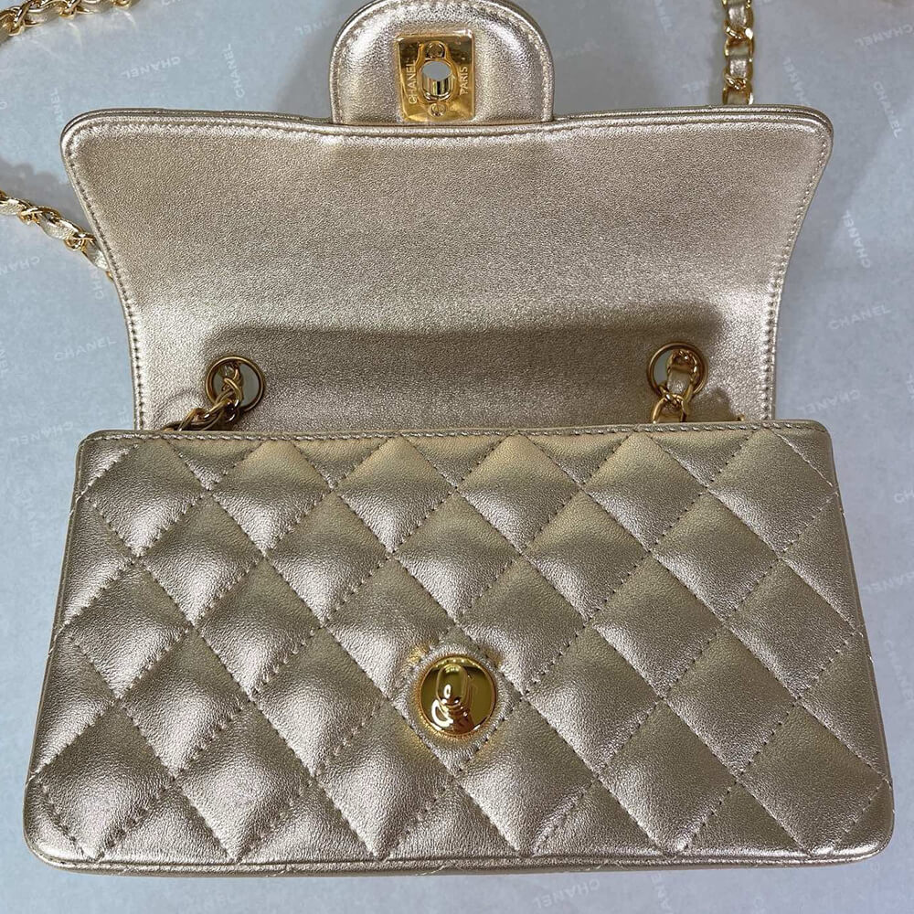 Ch**el MINI FLAP BAG(HIGH-END GRADE)