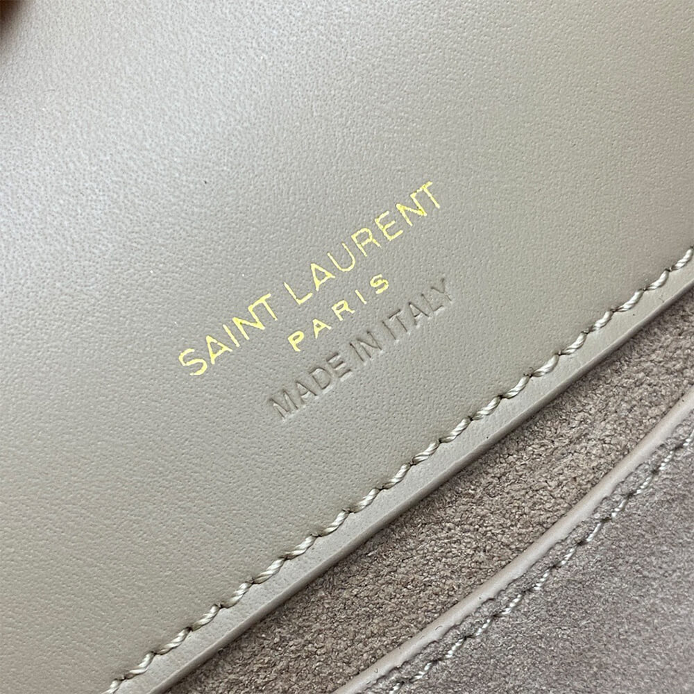 Y51 LE 37 small in shiny leather