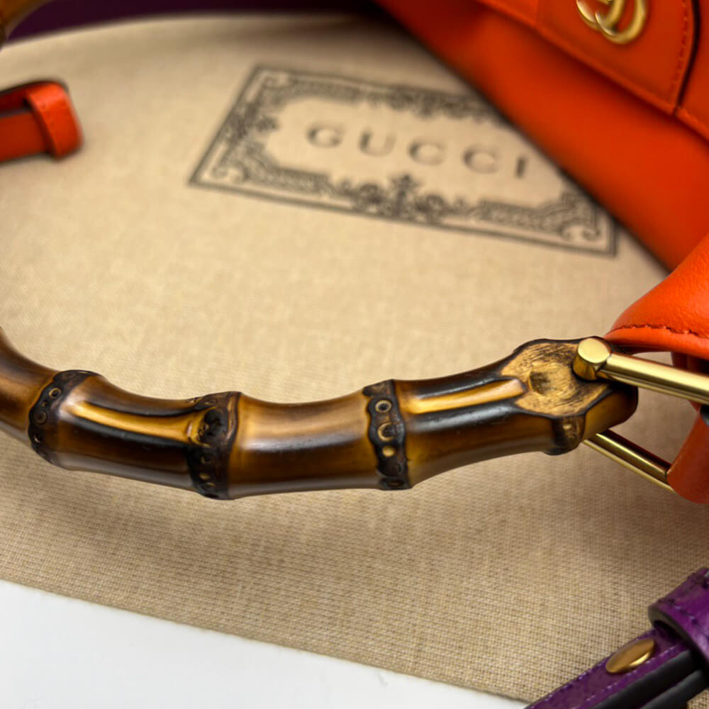 Gvc*1 DIANA MEDIUM SHOULDER BAG