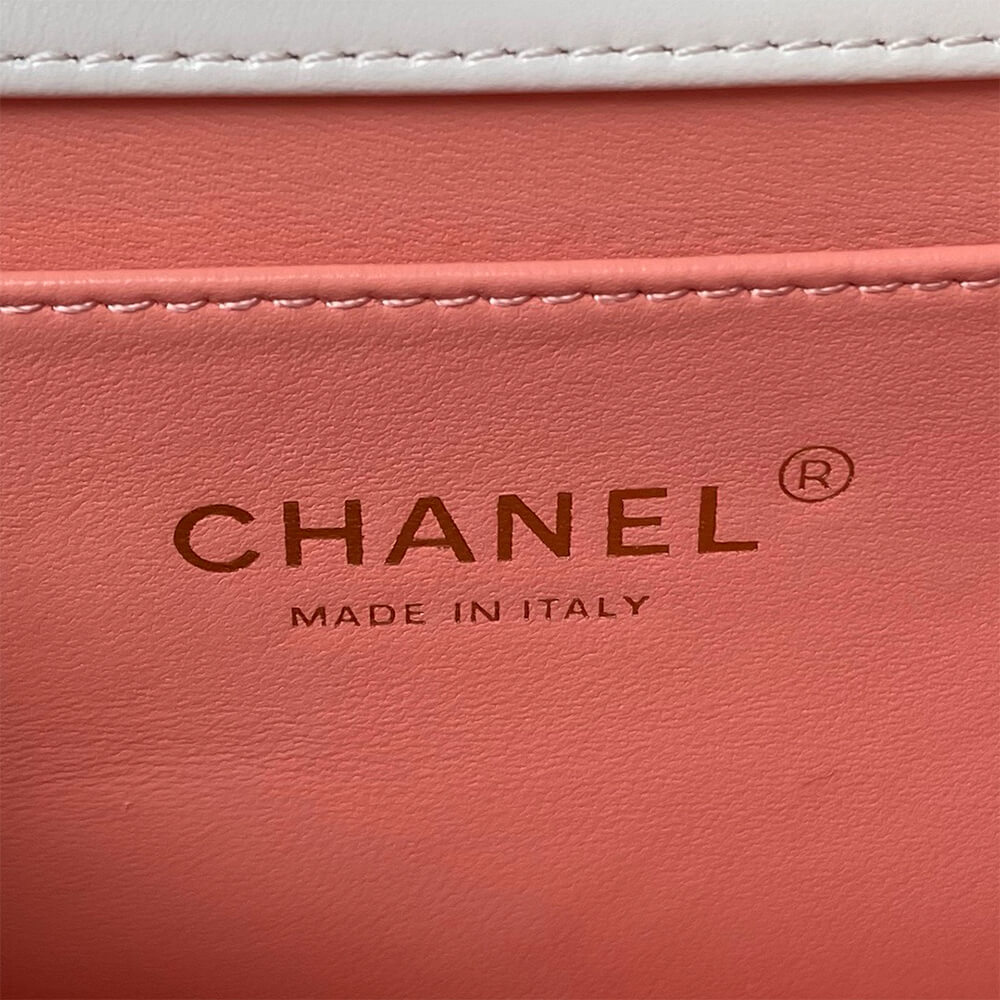 Ch**el SMALL FLAP