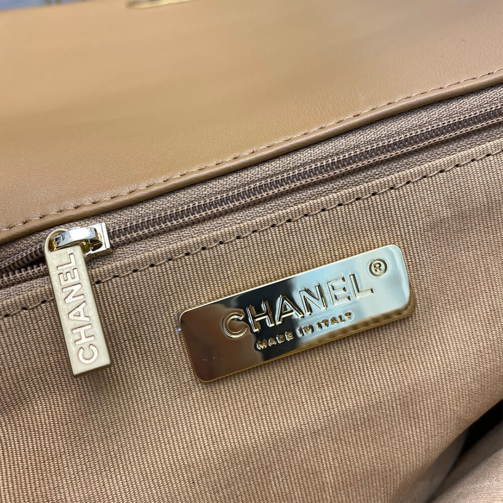 Ch**el 19 Maxi Handbag(HIGH-END GRADE)