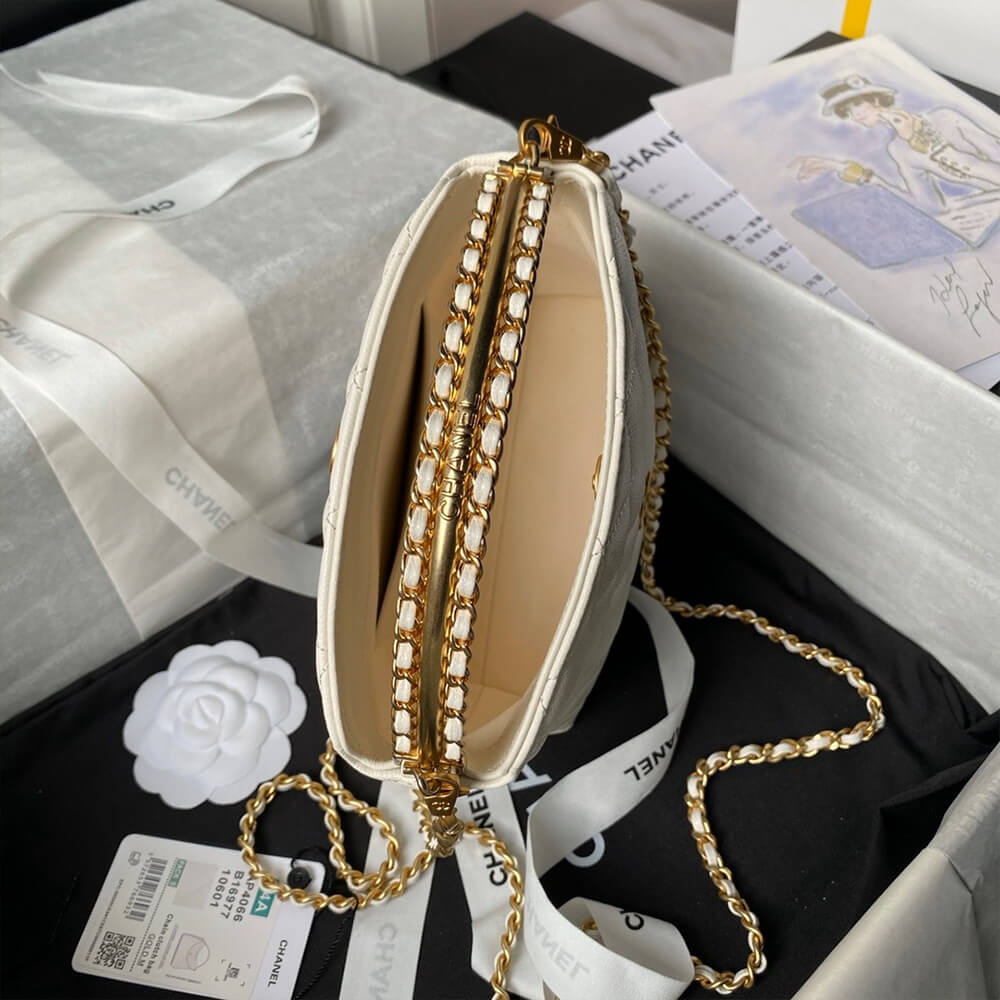 Ch**el Clutch with Chain