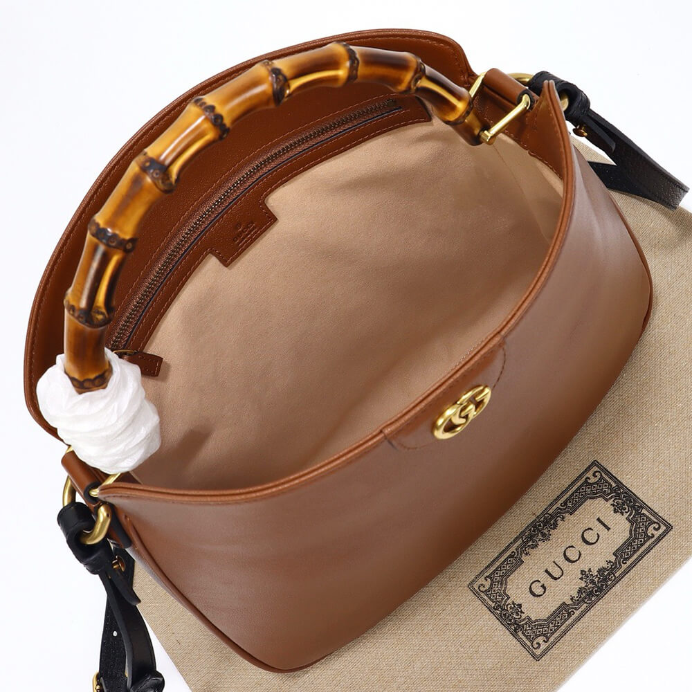 Gvc*1 DIANA MEDIUM SHOULDER BAG