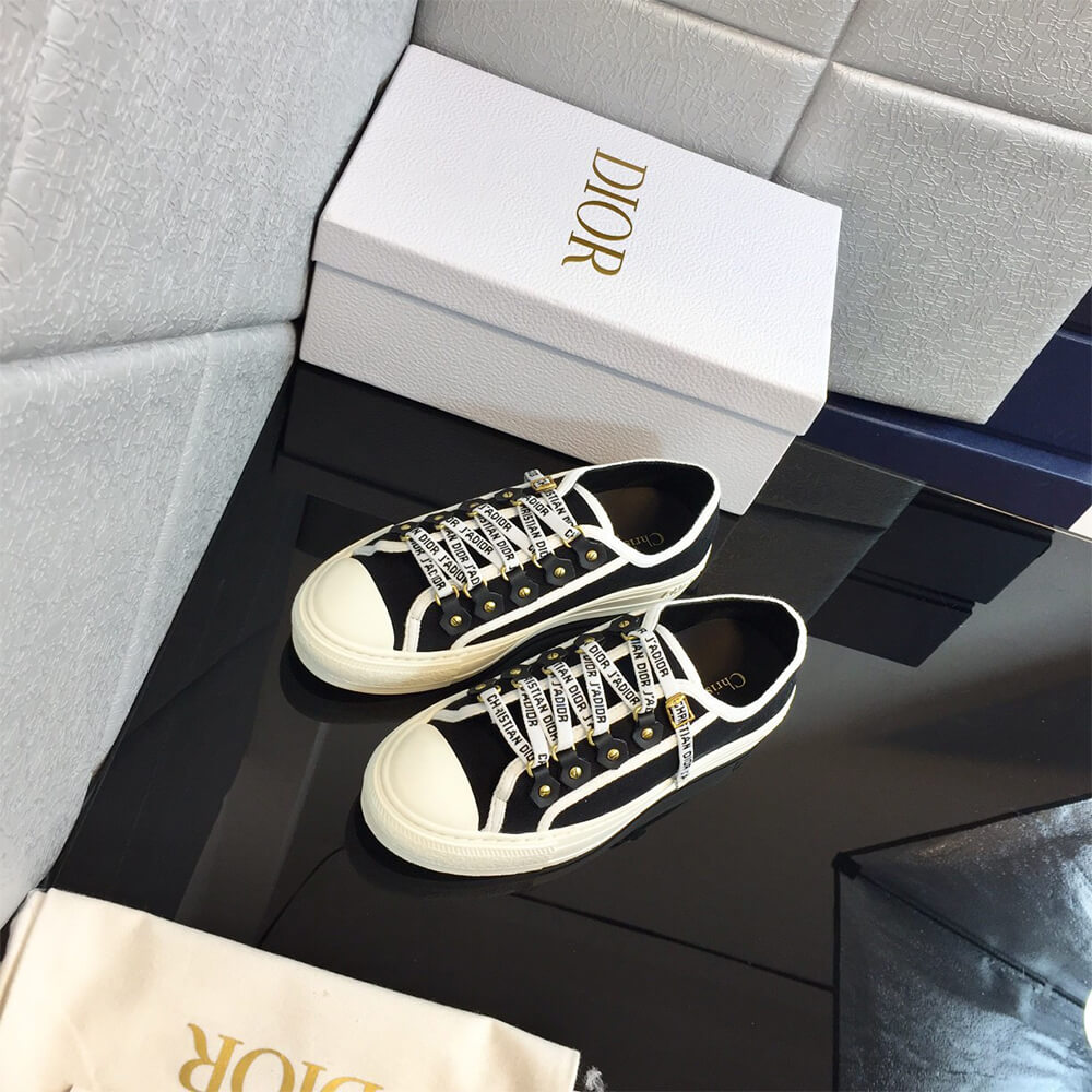 WALK’N’D10r SNEAKER